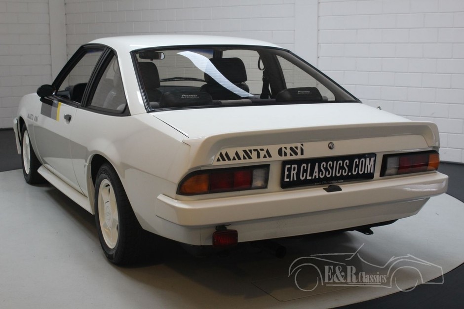 Opel Manta GSi – wymarzona wersja w stanie, jak nowa