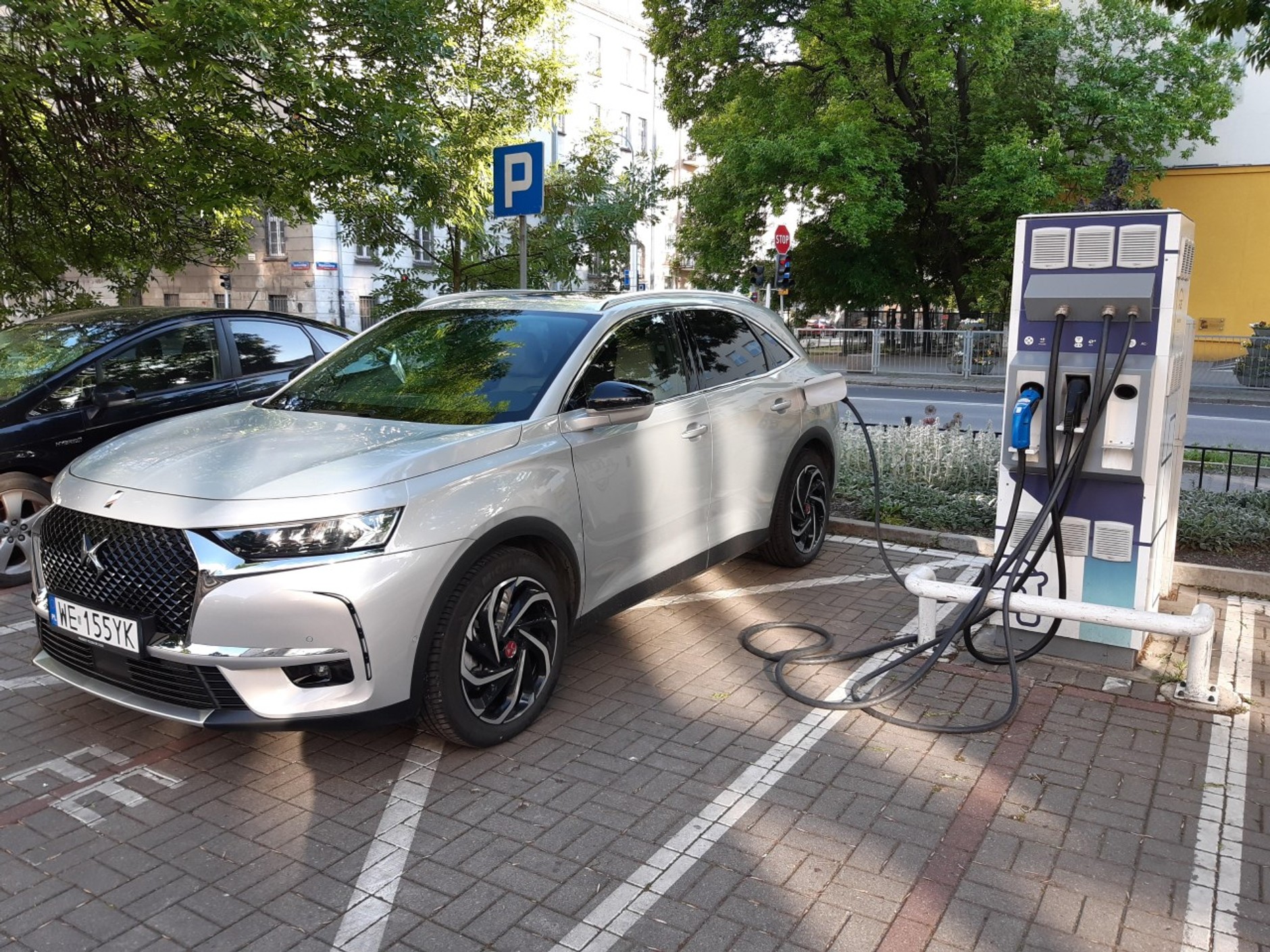 DS 7 Crossback E-Tense 4x4 – hybryda dla indywidualistów