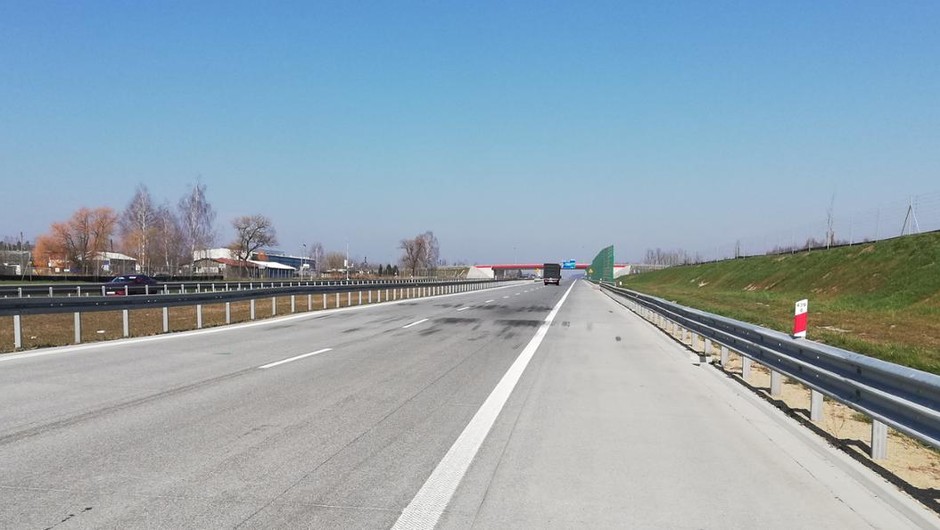 Ruszają prace naprawcze na autostradzie A1 koło Częstochowy opóźniony
