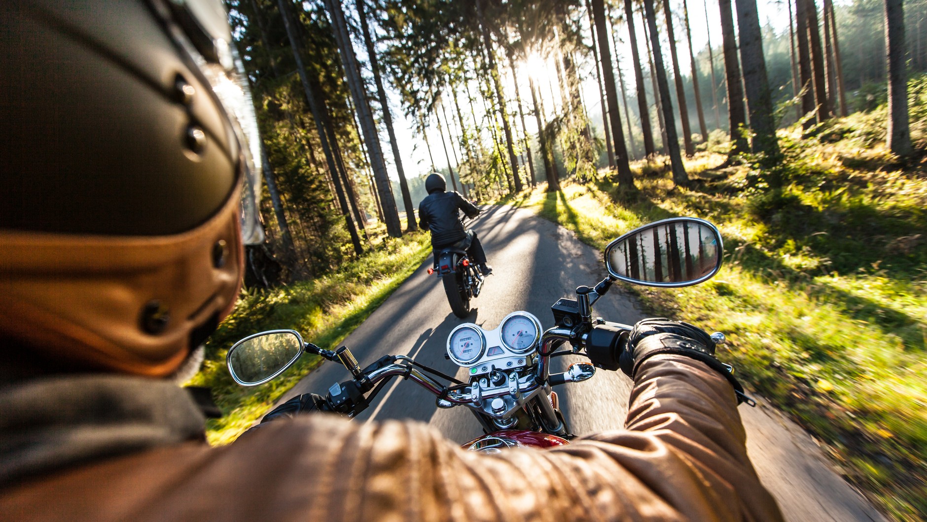 Motocykliści
