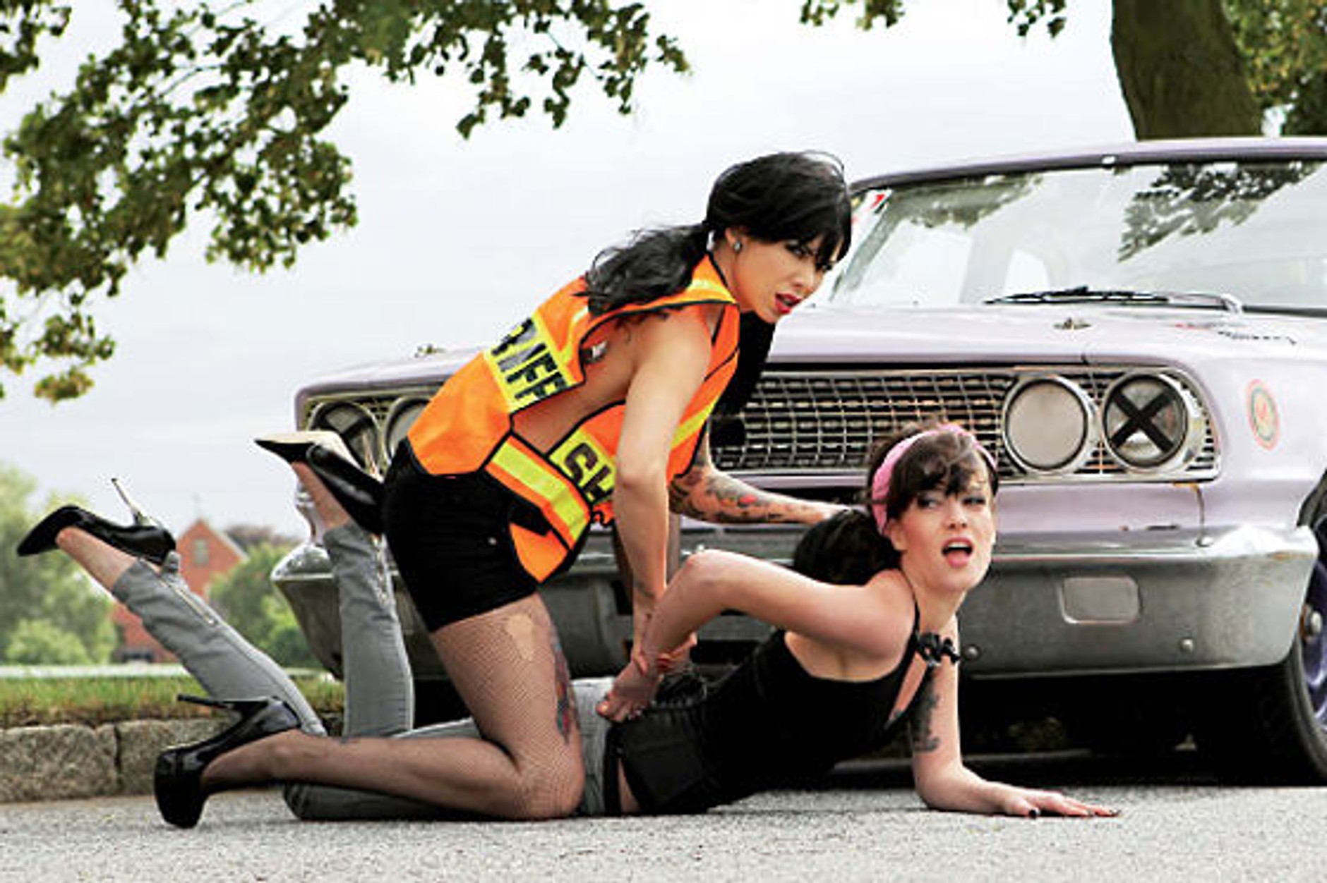 Amerykańskie auta i dziewczyny - zdjęcia