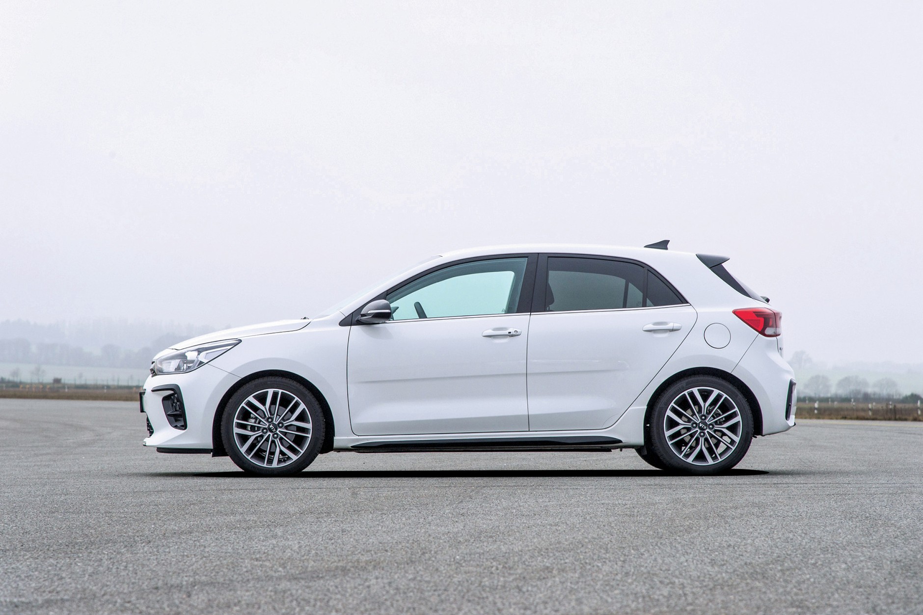 5 aut od 50 000 zł - Kia Rio