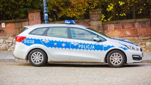 Policjanci pożalili się, że radiowozy są zepsute. Teraz "za karę" muszą kontrolować ich stan techniczny