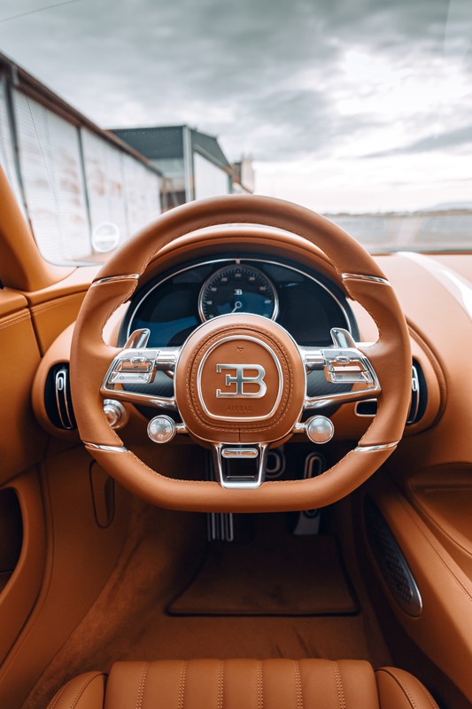 Bugatti Chiron Sport „Les Légendes du Ciel”