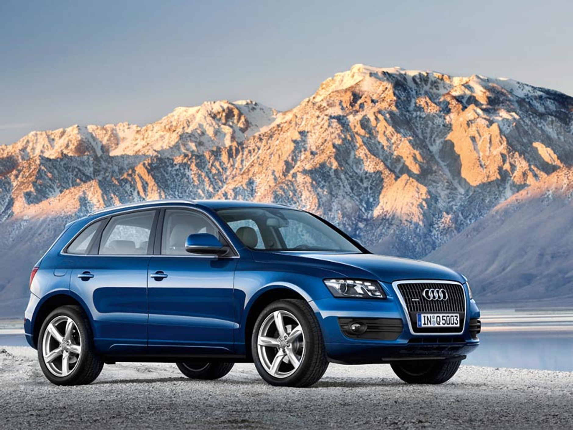 Audi Q5: pierwsze informacje, zdjęcia i wideo