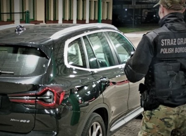 Straż Graniczna zatrzymała podejrzane BMW z Niemiec. Kierowca chciał wjechać do Rosji