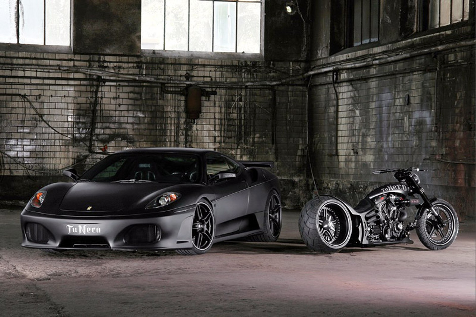 Walz Hardcore/Novitec Rosso F430 Tu Nero – rodzeństwo spod ciemnej gwiazdy
