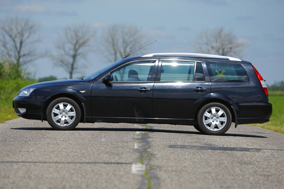 Ford Mondeo z dieslem - uwaga na rdzę i "dwumasówkę"
