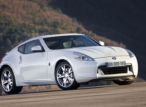Zobacz jak się zmienił Nissan 370Z