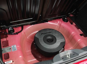 Subwoofer zamiast koła