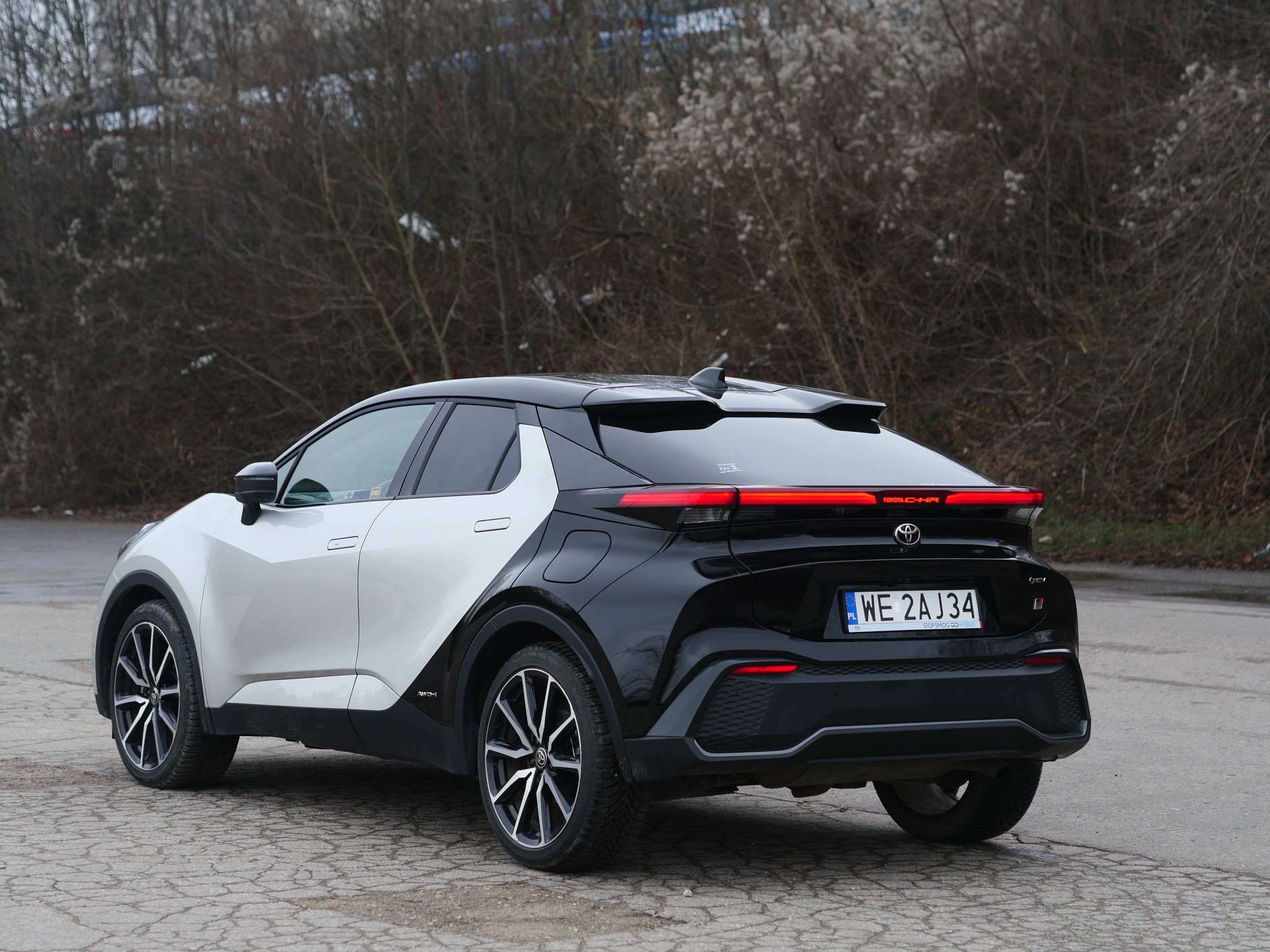 Toyota C-HR GR Sport 2.0 Hybrid DynamicForce 197 KM AWD-ie-CVT