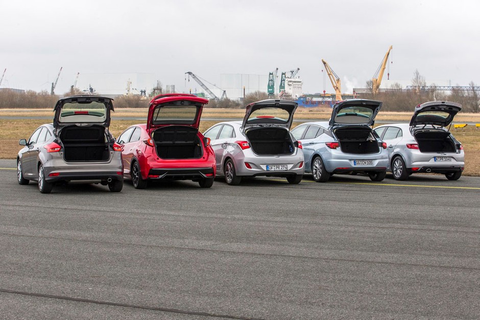 Nowe Renault Megane kontra Ford Focus, Honda Civic, Hyundai i30 i nowy Opel Astra