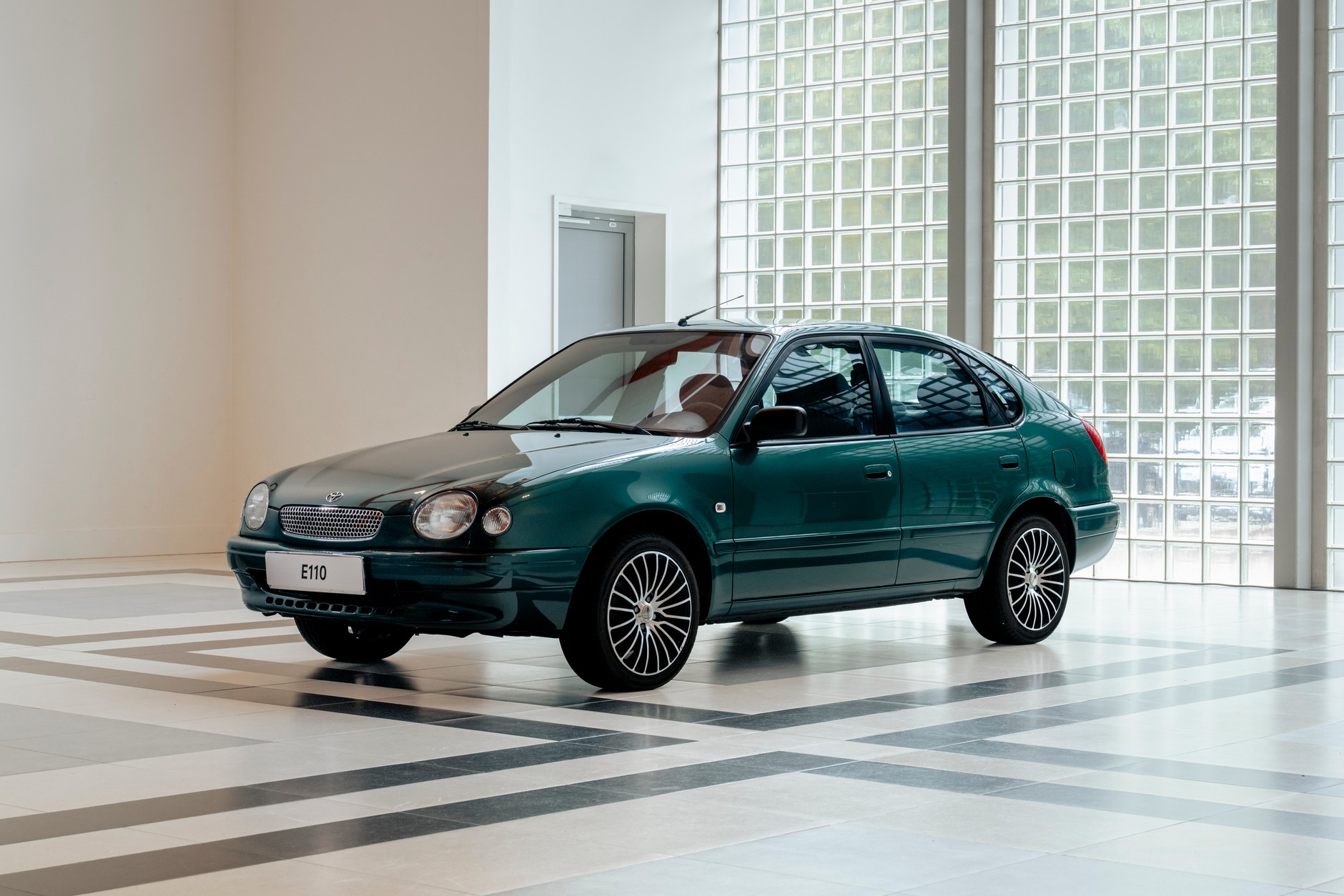 Corolla E110