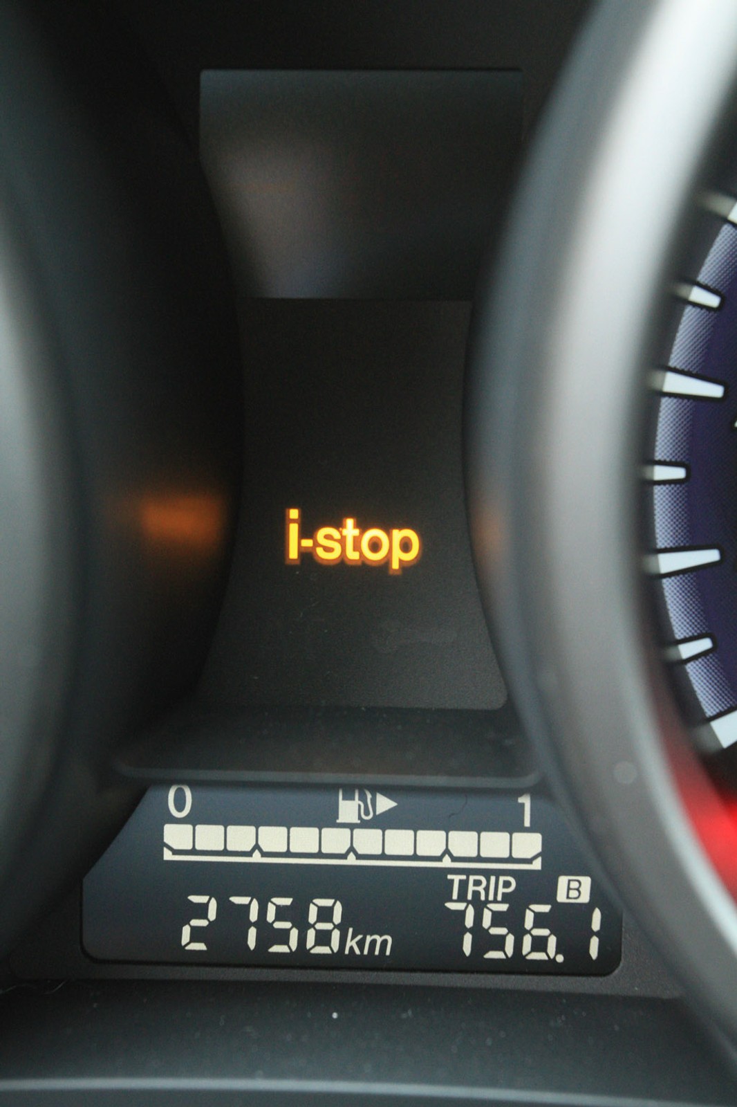 Mazda 3: kompakt w stylu limuzyny