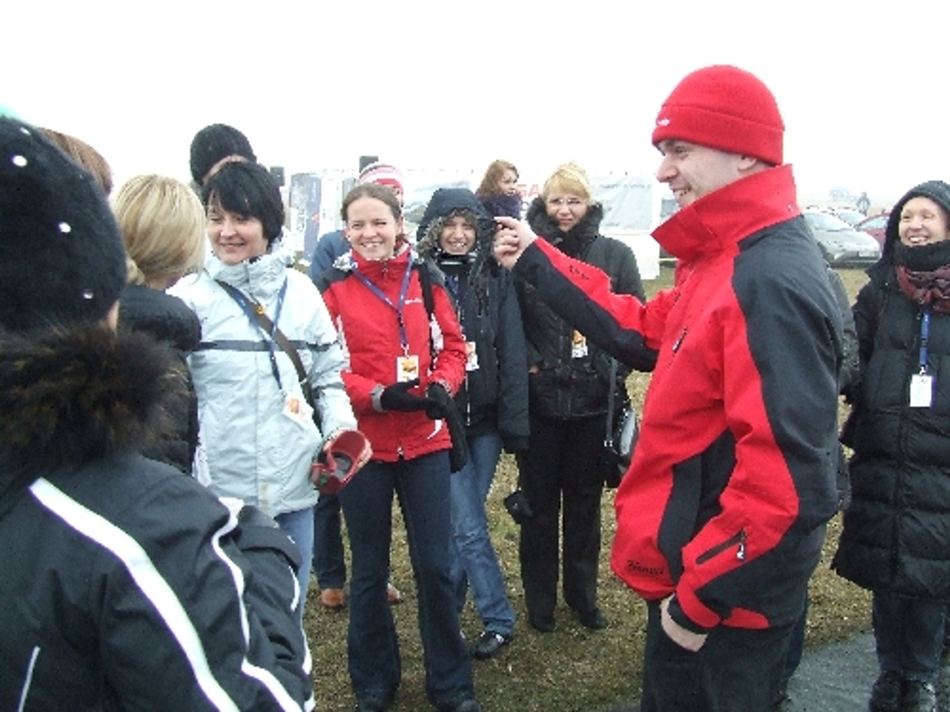 Bezpieczna jazda dzięki zawodom - Z kobietą bezpiecznie na drodze