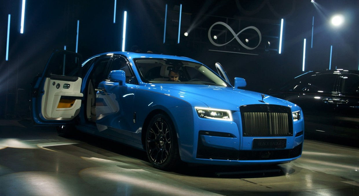 Rolls-Royce dla młodych wjechał do Polski. Byliśmy na disco premierze Ghosta Black Badge