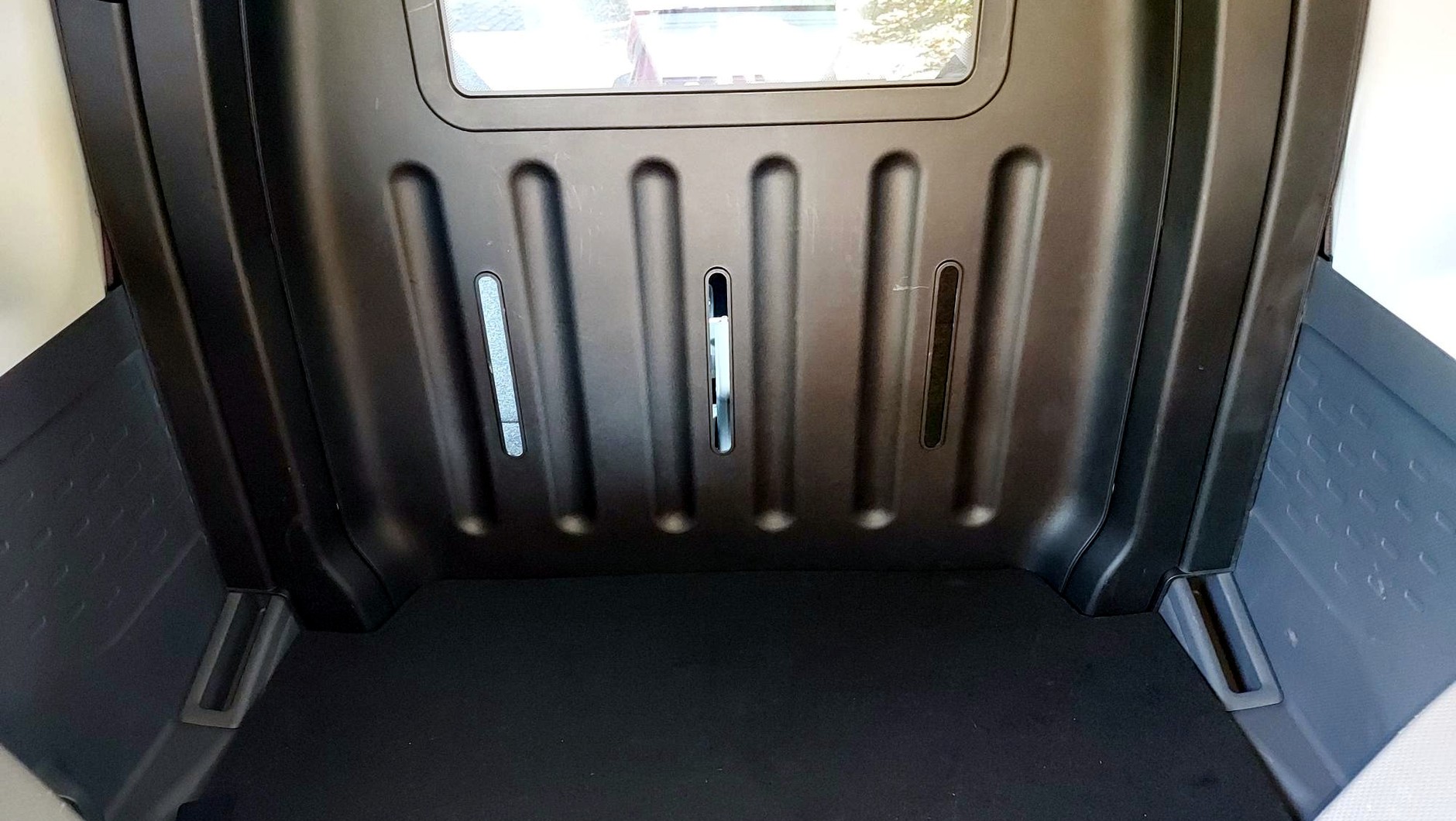 Cenntro Avantier C