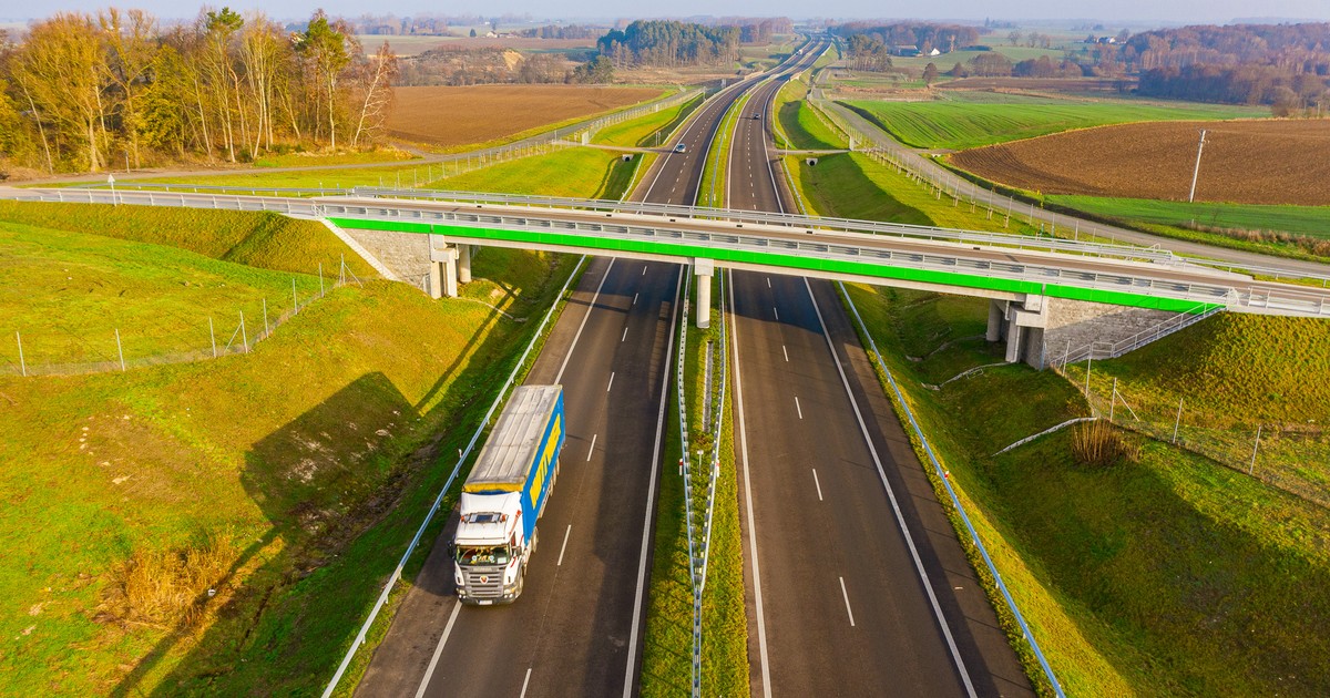  Nowe opłaty drogowe w zależności od emisji spalin i normy EURO. Rząd planuje zmiany