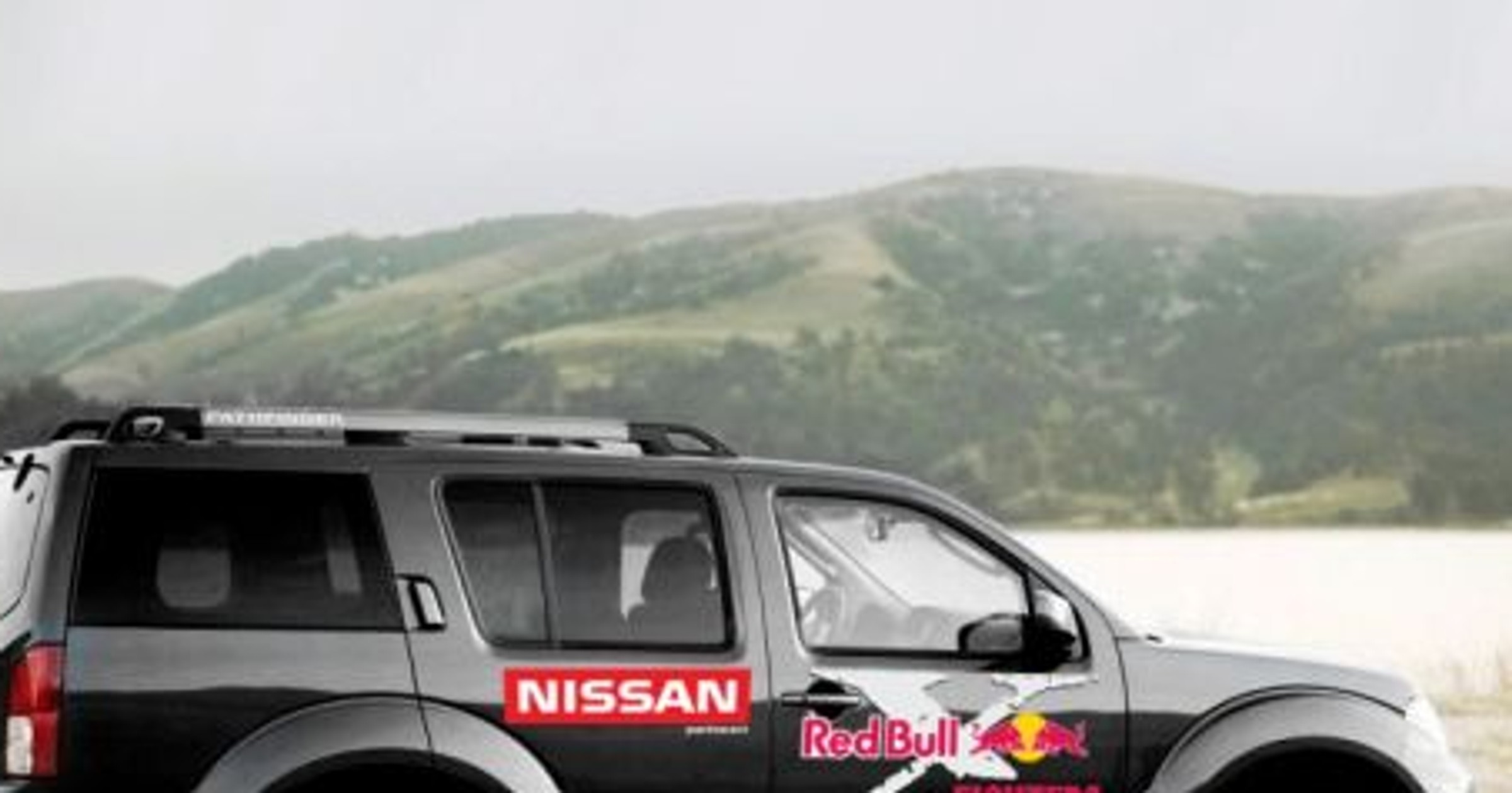 Nissan - Na Dakar przez Warszawę!
