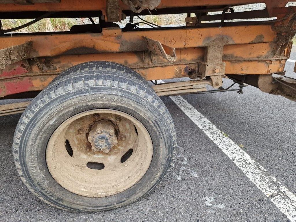 Kontrola ciężarówki z suchym betonem