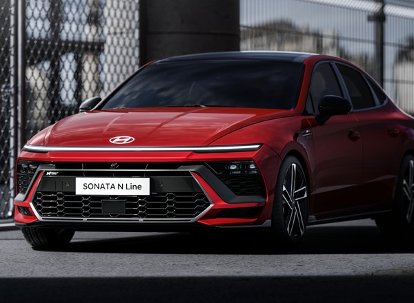 Nowy Hyundai Sonata kusi stylistyką. Najbardziej sportowy design w historii