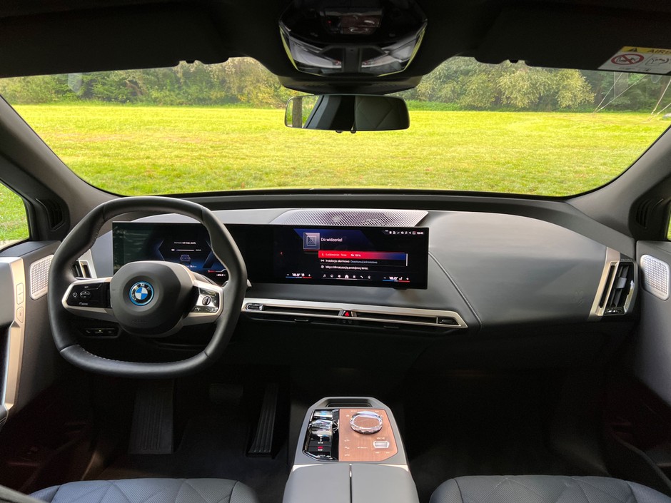 BMW iX M60