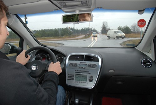 Znak STOP - Czyja to wina?