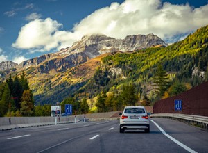 Na autostradach będzie można jeździć szybciej? Zmiany rozważa drugi europejski kraj