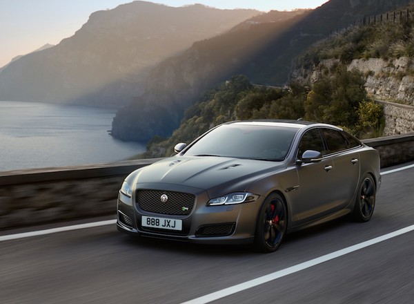 Jaguar XJR575 - mocna aktualizacja