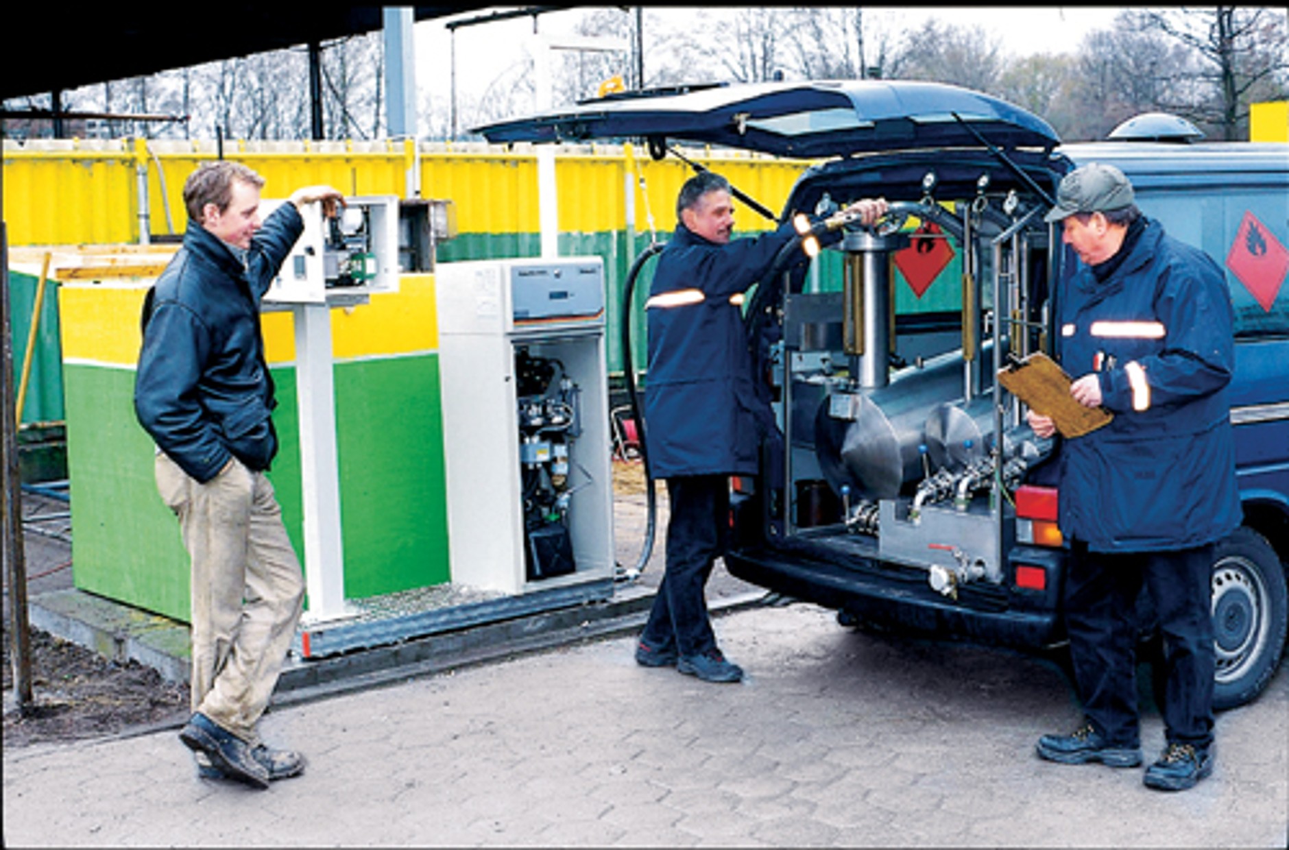 Drożej tankujesz: czy coś zyskujesz?