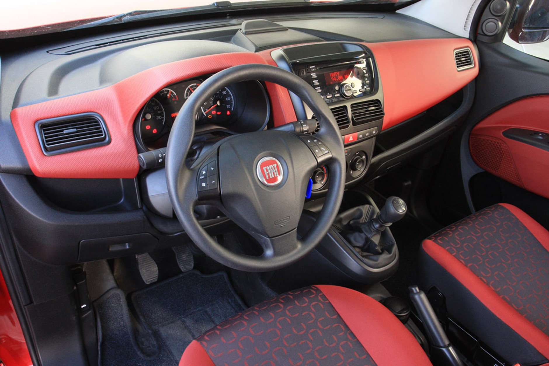 Fiat Doblo Cargo: Specjalista od ciężkiej roboty w wersji maxi