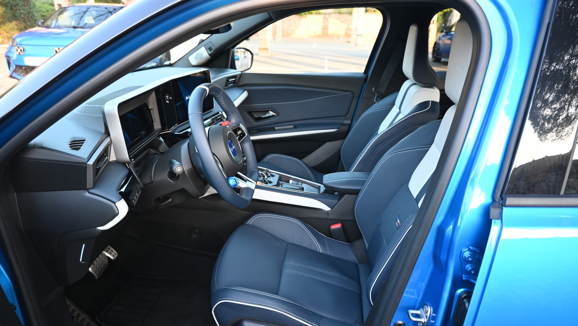 Alpine A290