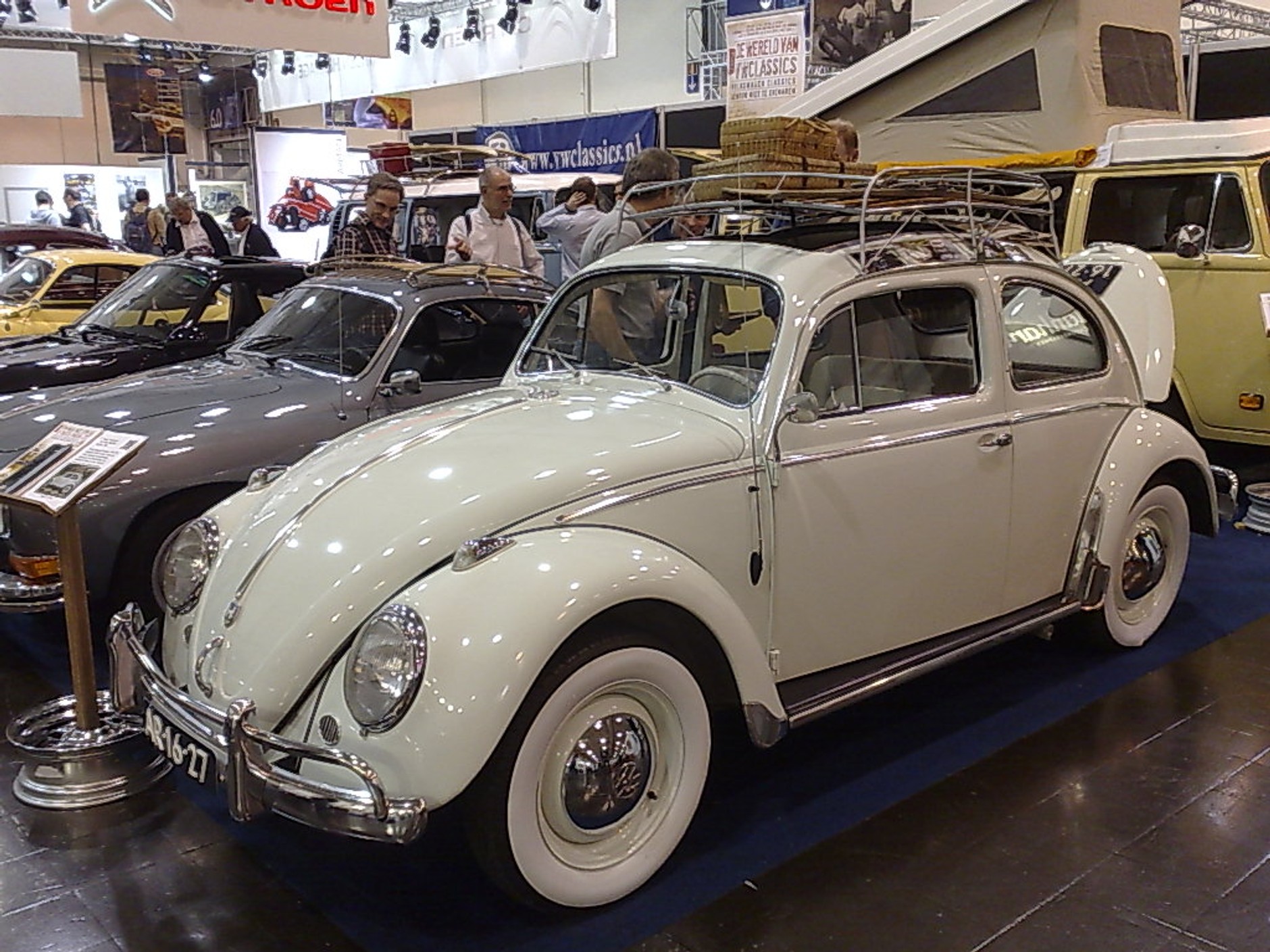 Techno-Classica Essen – oldtimery na salonie
