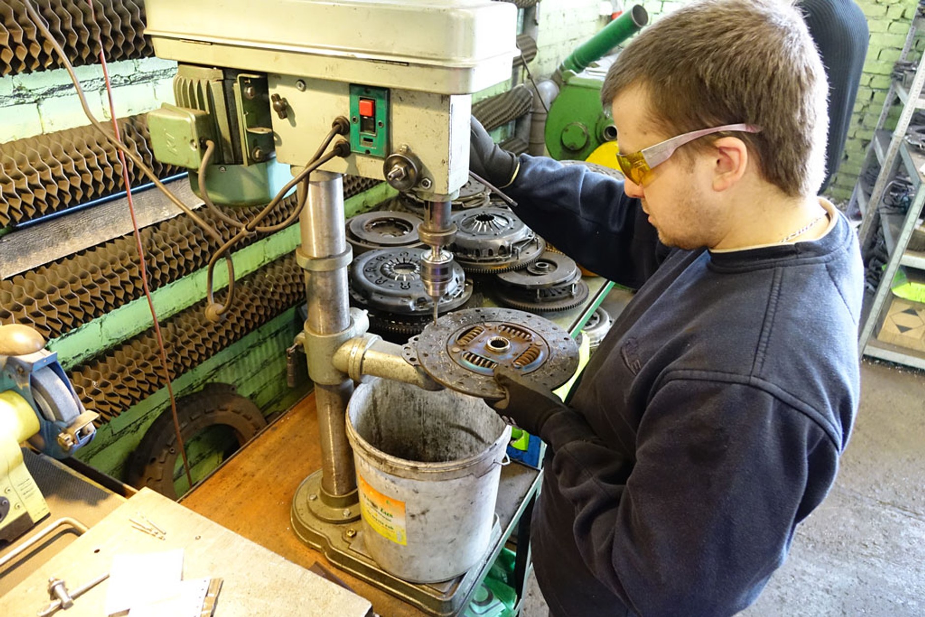 Sprzęgło jak nowe, ale znacznie taniej - regeneracja sprzęgła krok po kroku