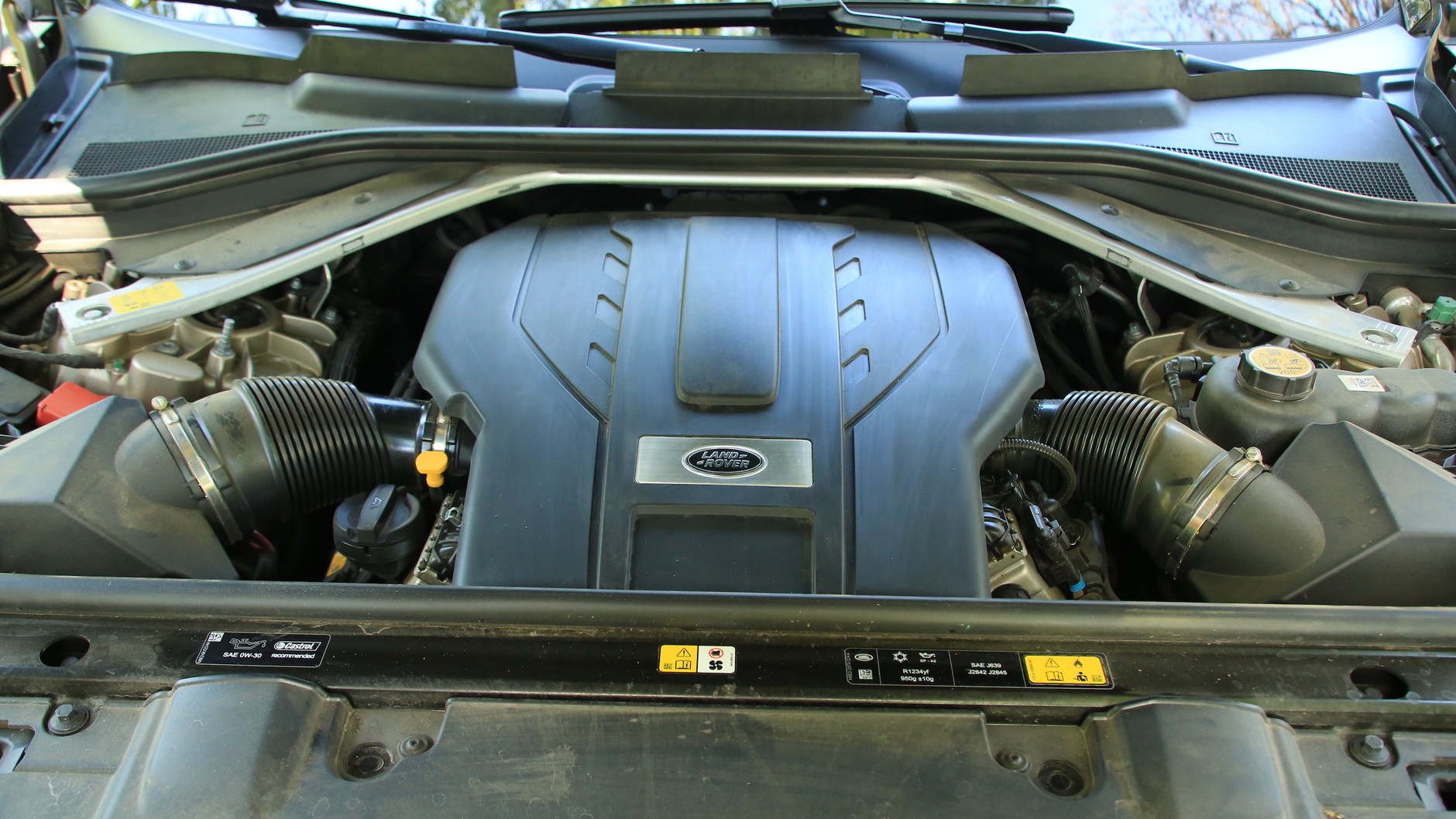 Range Rover LWB P530 First Edition (2022 r., 5. generacja)