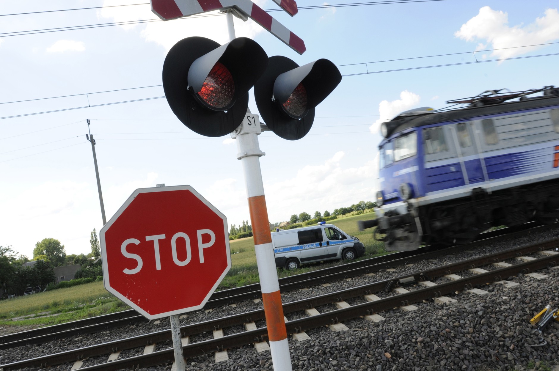 MOGILNO WYPADEK PRZEJAZD KOLEJOWY