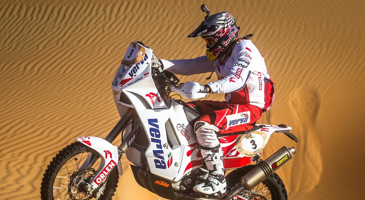 Abu Dhabi Desert Challenge: Przygoński wygrał etap