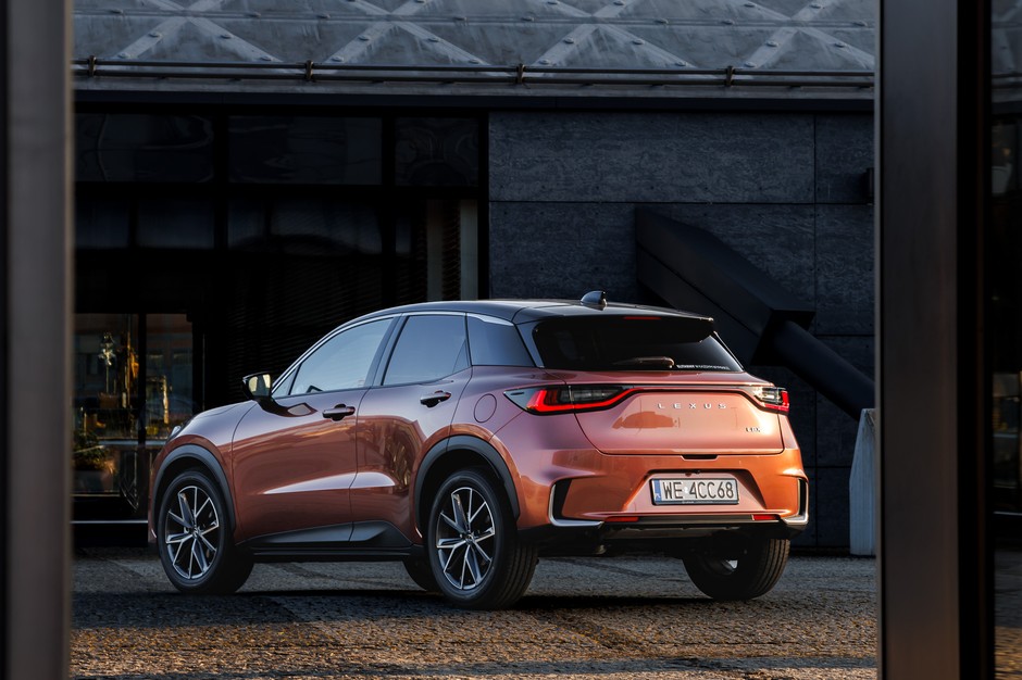 Lexus LBX