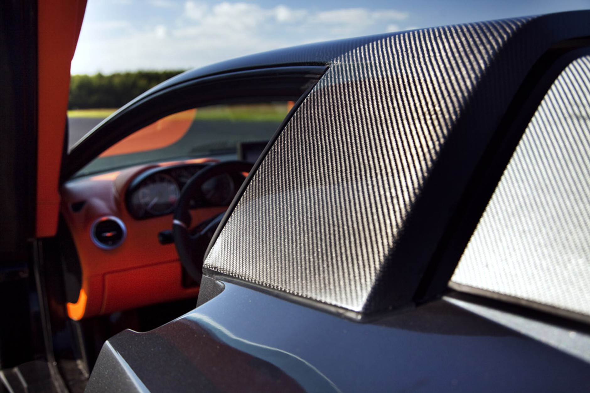 Arrinera: superauto z Polski