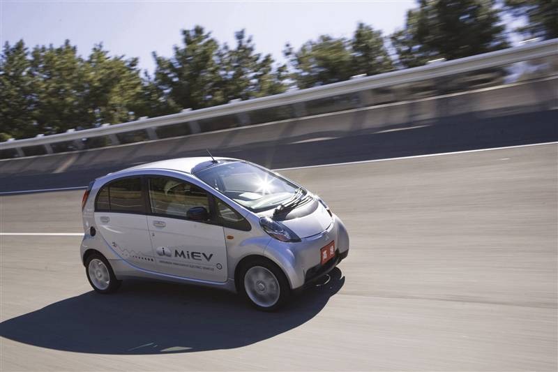 EVER - MONACO 2010: europejska prezentacja ekologicznych technologii Mitsubishi