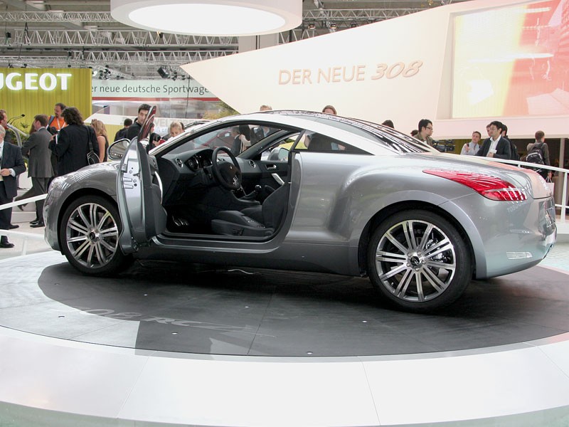 IAA Frankfurt 2009: jak dojechać, gdzie kupić bilet - informacje praktyczne dla zwiedzających