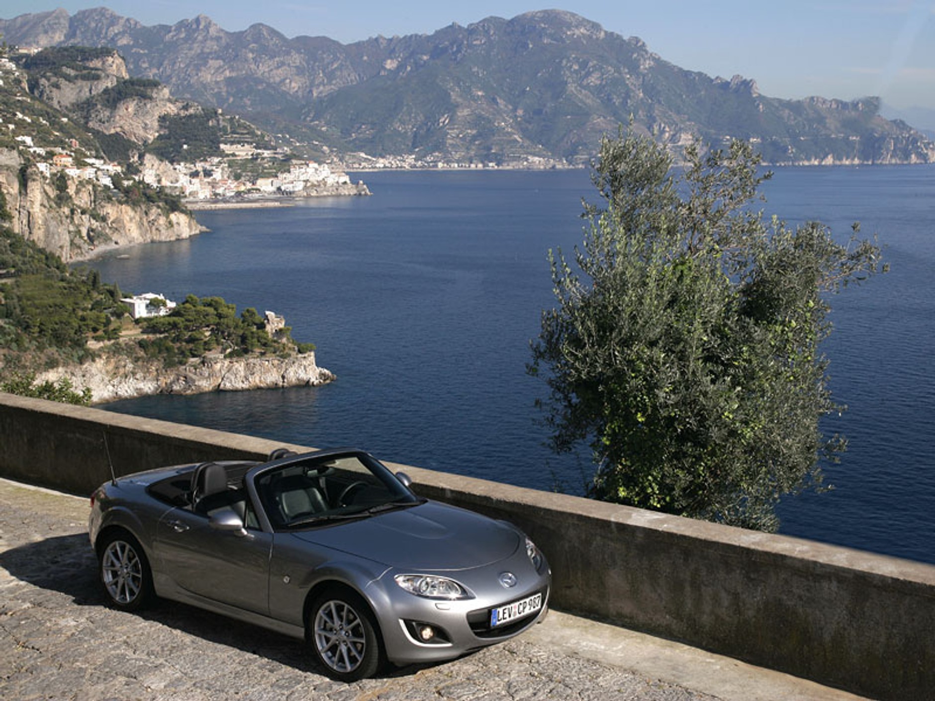 Mazda MX-5 Roadster Coupé: przyjemność przez 365 dni w roku