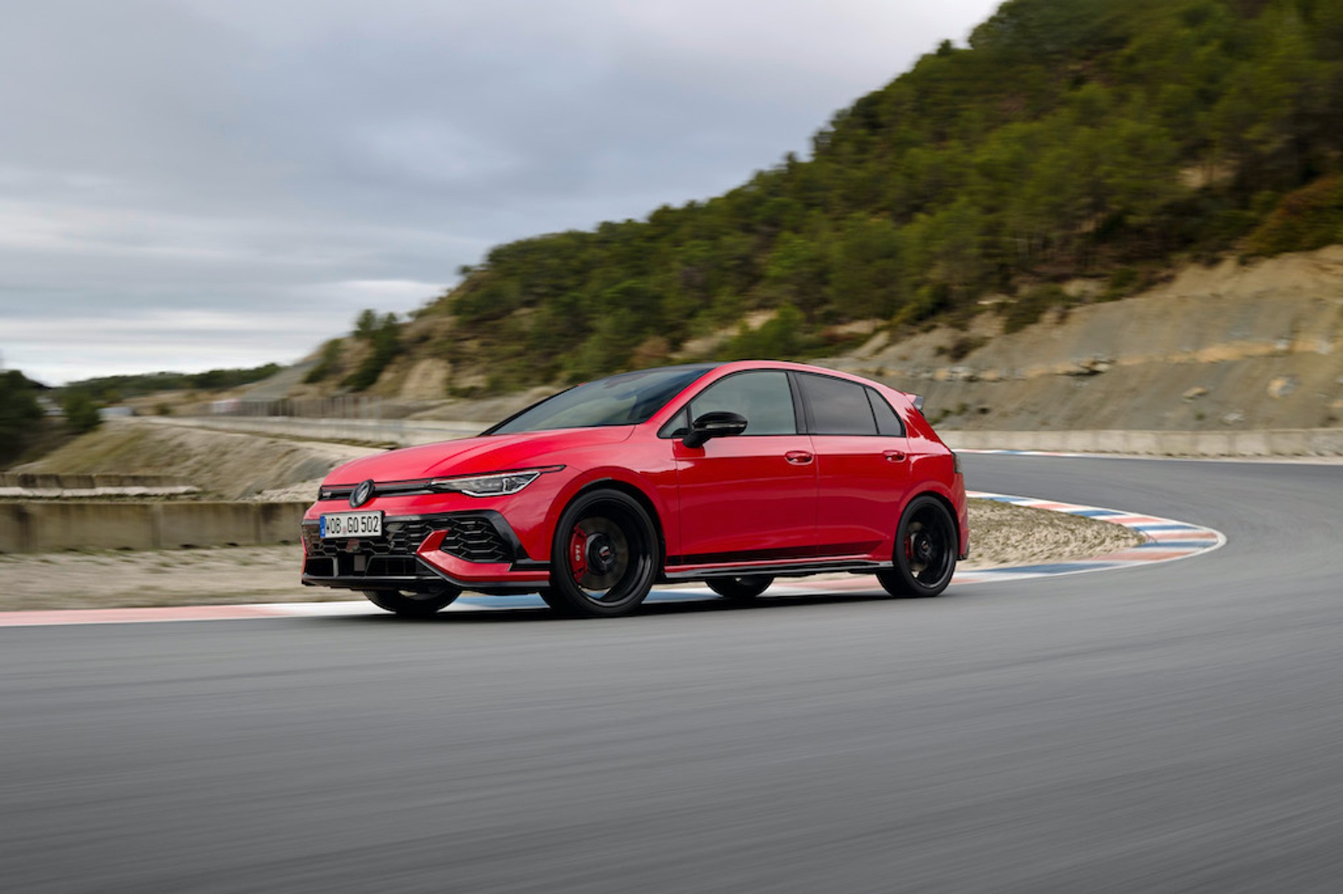 VW Golf GTI Edition 50