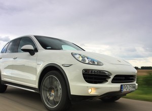 Porsche Cayenne: czy hybryda ma sens?