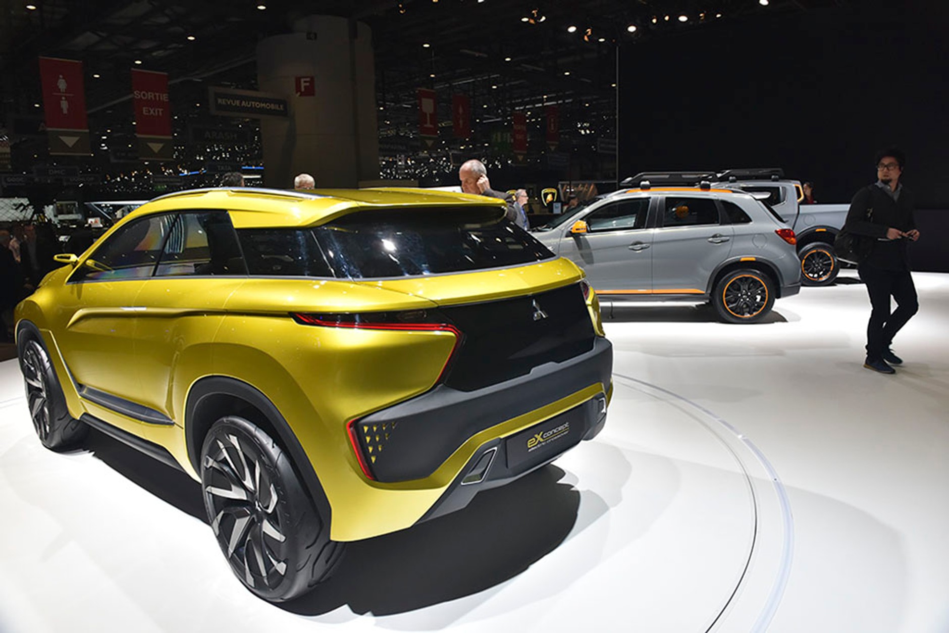 Mitsubishi eX concept