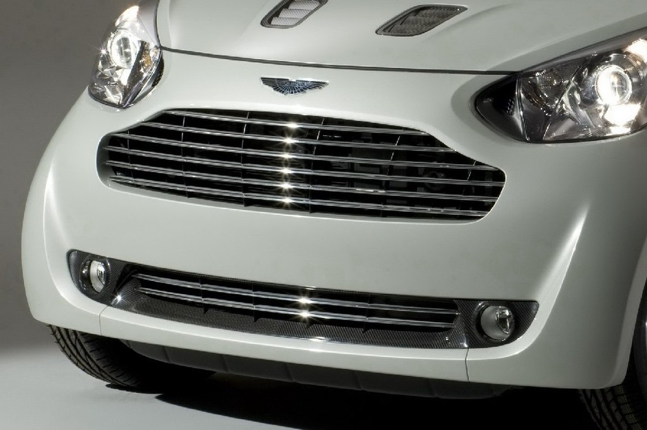 Aston Martin Cygnet - Pierwsze oficjalne zdjęcia ekskluzywnego malucha