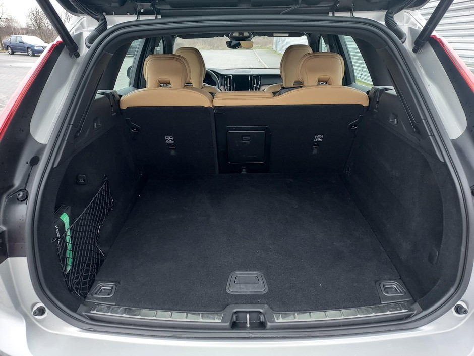 Volvo XC60 B4