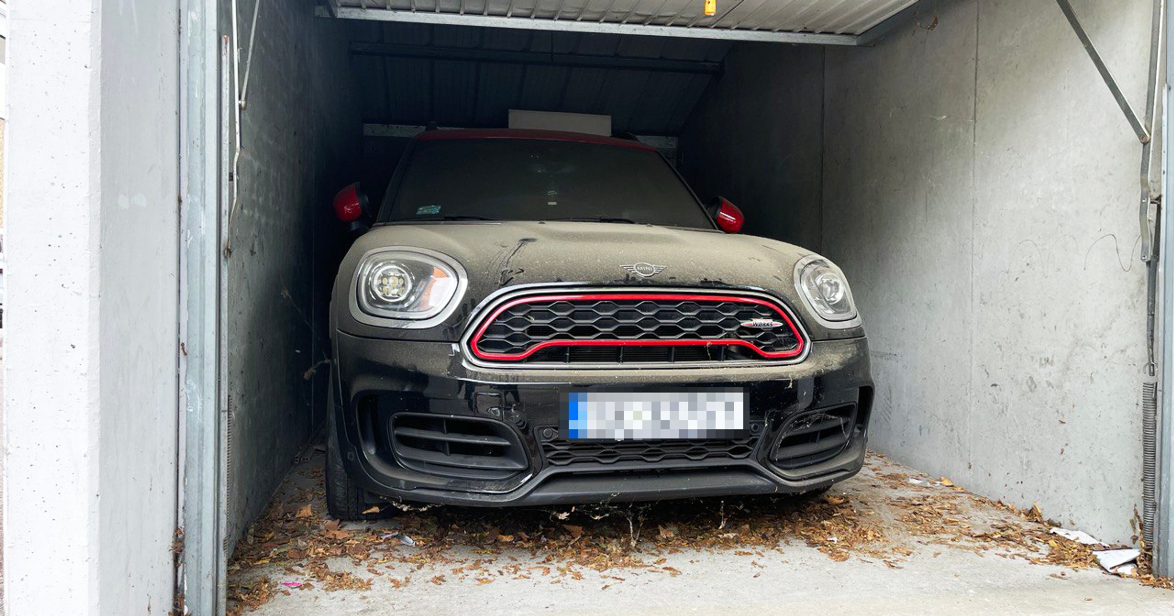 Mini Countryman JCW odzyskane we Francji przez detektywów