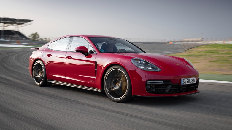 Porsche Panamera GTS - rodzinna rakieta