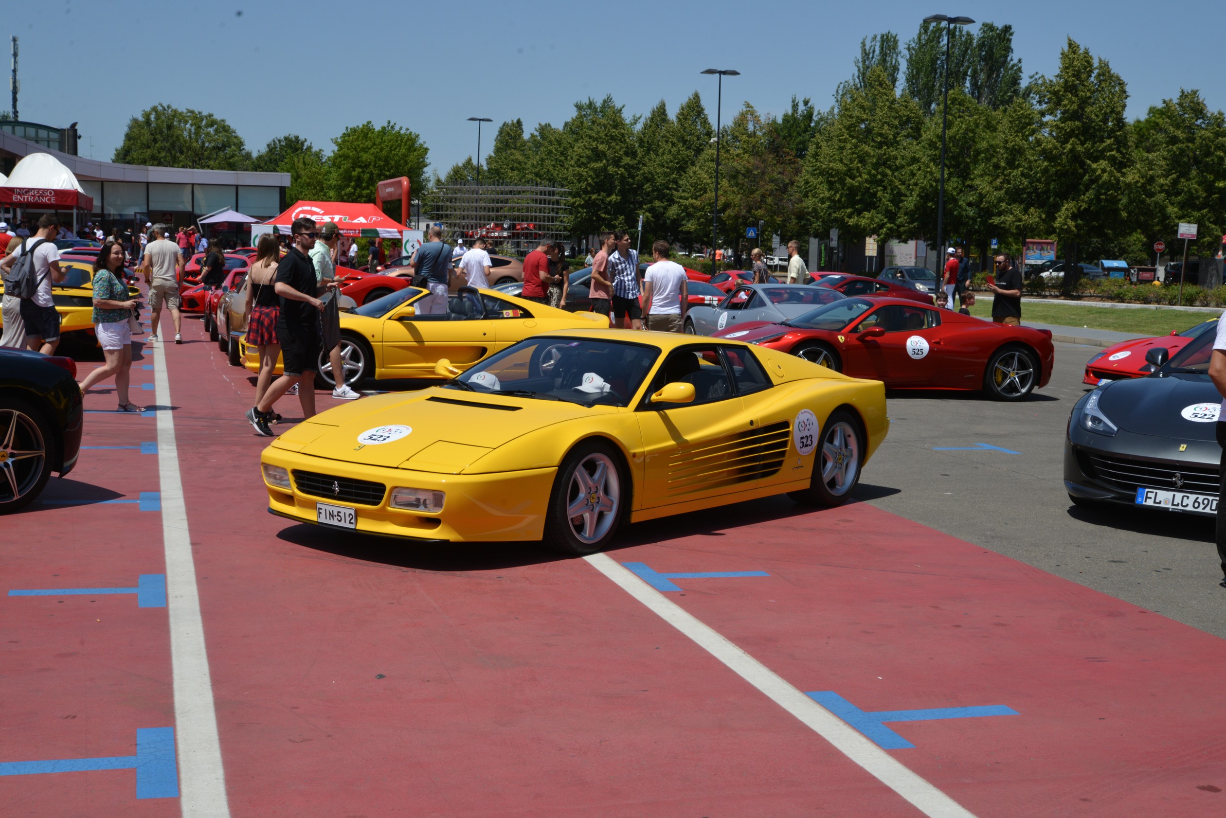 Ferrari Club Italia